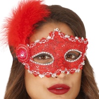 Masque rouge avec dentelle et plume