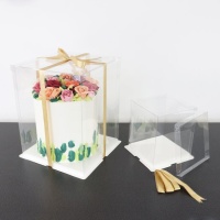 Boîte de 30 x 30 x 38 cm pour gâteau transparente avec ruban