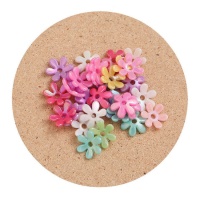 Perles de couleurs en forme de fleurs de 1,5 cm - 29 unités